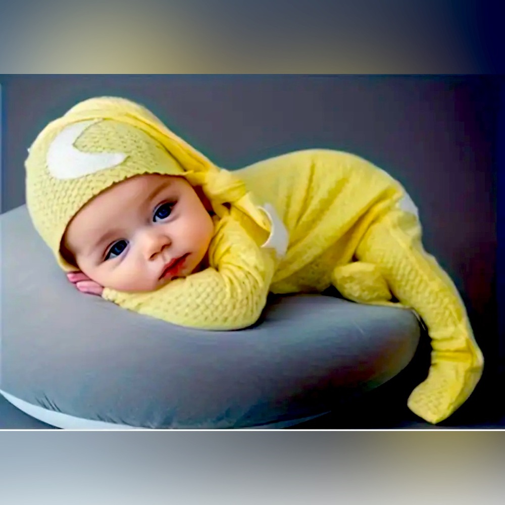 New born 2pcs/set Baby Stars & Moon Decoration Knitted Jumpsuit, Long Tail Hat.